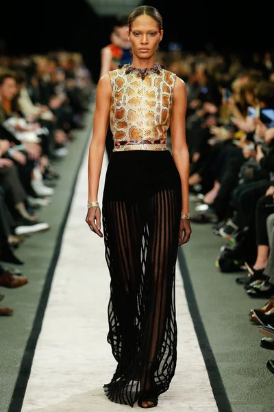 Look 46